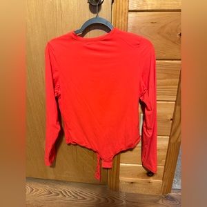 SKIMS- fits everybody - LONG SLEEVE CREW NECK BODYSUIT- Coral - 2x